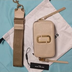 marc jacobs snapshot khaki